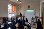 کلاس آموزشی بیماری‌های دام و طیور برای دانش‌آموزان دختر شفت برگزار شد