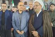 حضور استاندار و جمعی از مدیران استانی در اجتماع تجدید بیعت با آرمان‌های رهبر معظم انقلاب در میدان شهدای ذهاب رشت