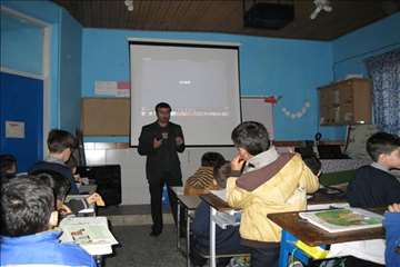 آموزش بيماريهاي مشترك در مدارس انزلي