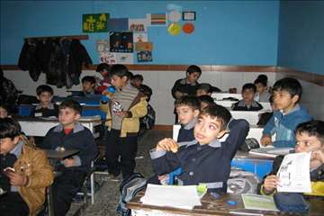 آموزش بيماريهاي مشترك در مدارس انزلي