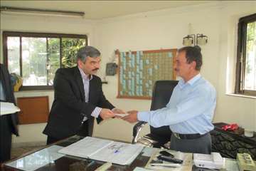 دیدار صمیمی مدیر کل با همکاران ( 4 شهریور 95 )