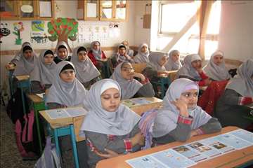 آموزش بيماريهاي مشترك در مدارس انزلي