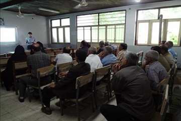 کلاسهای ترویجی بیماری سل و بروسلوز