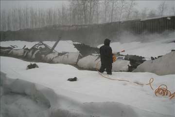 اكيپ عملياتي در برف انزلي و صومعه سرا