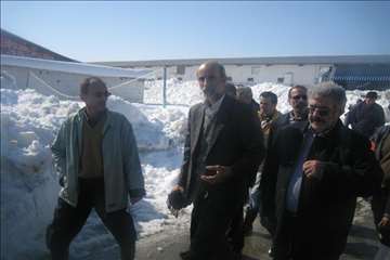 حضور رييس سازمان دامپزشكي و هيات همراه در مناطق برفگير گيلان