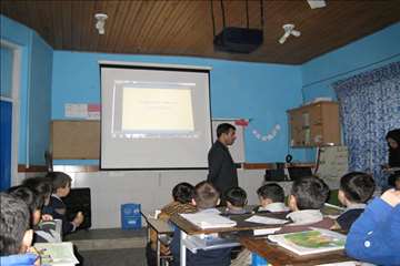 آموزش بيماريهاي مشترك در مدارس انزلي