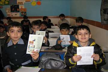 آموزش بيماريهاي مشترك در مدارس انزلي