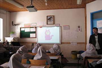 آموزش بيماريهاي مشترك در مدارس انزلي