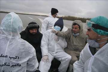 اجرای مانور پدافند غیرعامل مقابله با آنفلوآنزای پرندگان در تالاب انزلی