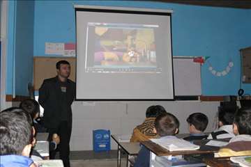 آموزش بيماريهاي مشترك در مدارس انزلي