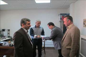 دیدار صمیمانه مدیرکل با همکاران بمناسبت روز دامپزشکی- 96 