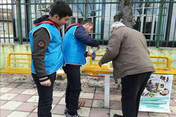 طرح ملی واکسیناسیون طیور روستایی گیلان بر علیه نیوکاسل (مرحله اول آذر 95)