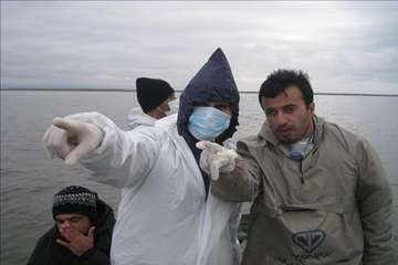 اجرای مانور پدافند غیرعامل مقابله با آنفلوآنزای پرندگان در تالاب انزلی