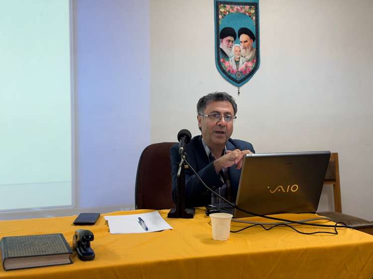 دوره بازآموزی بیماری‌های زنبور عسل در اداره کل دامپزشکی استان گیلان برگزار شد