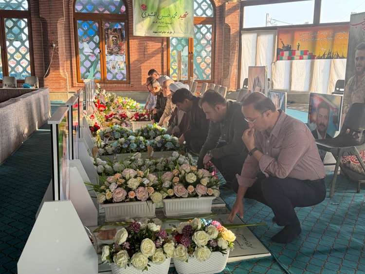 طنین زیارت عاشورا در گلزار شهدای رشت؛ تجدید عهد کارکنان دامپزشکی گیلان با لاله‌های سرخ میهن