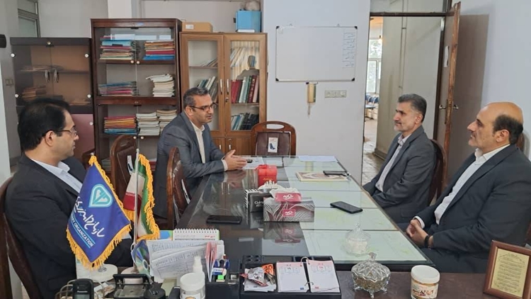 همزمان با هفته دامپزشکی؛ فرماندار مهمان کارکنان اداره دامپزشکی لاهیجان شد